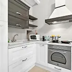 בית הארחה Borgo Hedone 4*